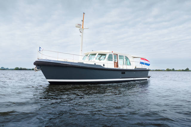 Linssen New Classic Sturdy 42 Sedan